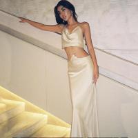 ราคา เสื้อผ้าผู้หญิงคลาสสิกแฟชั่นสไตล์ยุโรปและอเมริกาเสื้อเกาะอกคล้องคอประดับเพชรสไตล์ ins ชุดกระโปรงกระเป๋าคาดเอวสูงฉลุลายสไตล์สาวแซ่บ (17677017081)