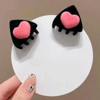 ราคา กิ๊ปติดผมรูปหัวใจกำมะหยี่ขนาดเล็ก2ชิ้นกิ๊บติดผมทรงสามเหลี่ยมสีแดงสำหรับเด็กผู้หญิงน่ารักกิ๊บหนีบผมหูแมวกิ๊บติดผม (21001687622)