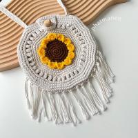 ราคา pmncrochet กระเป๋าถัก กระเป๋าทรงกลม พู่ระย้า ติดดอกทานตะวัน พร้อมส่งไม่ต้องรอถัก (19897639176)