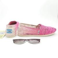 ราคา แท้ Toms Fuschia Dip Dyed ลูกไม้ชมพู แท้100 พร้อมถุงผ้า (15051436347)