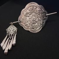 ราคา รัดเกล้าชุดไทย เนื้อโลหะลวดลายสวยงาม รัดเกล้าล้านนา เครื่องประดับชุดไทย (11685446959)