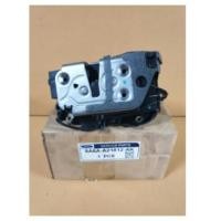 ราคา กลอนประตูรถยนต์ หน้าขวา ฟอร์ด มาสด้า BT50 เฟียสต้า อะไหล่แท้ ถอดสภาพเยี่ยม (18805497568)