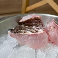 ราคา ส่งฟรี ปลากระพงแดงเขี้ยว ปลากระพงแดงป่าชายเลน หาทานยาก ปลาเรือเล็กทะเลอันดามัน ทั้งตัว แล่เนื้อ 2 ข้าง แพคสูญญากาศ 3 แพค Seafood From Home (14792985631)