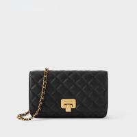 ราคา CHARLES and KEITH CK2 70160082 2 กระเป๋าสะพายข้างทรงเพชรสำหรับผู้หญิงทำงาน (21066668428)