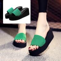 ราคา แฟชั่นรองเท้าส้นเตารีด สูง5cmรองเท้าแตะผู้หญิงแบบสูงแบบสวยเรียบหรู ใส่สบาย เบาๆ มี2สีสินค้าพร้อมส่งจากไทย (12859214621)