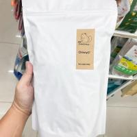 ราคา อาหารชินชิล่า chinnyo ขนาด 900 กรัม เป็นอาหารที่มีวิตามินและแร่ธาตุที่เพียงพอต่อความ ต้องการของชินชิล่า เพื่อสุขภาพที่ดีของชินชิล่า (11680169304)