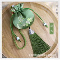 ราคา เหอเปา ถุงผ้าจีน ถุงผ้าพู่ห้อย พร้อมส่ง ถุงผ้าไหมจีน ถุงผ้าลายจีน ถุงผ้าปัก กระเป๋าสไตล์จีน ถุงผ้าแบบสายรูด ถุงของชำร่วย (12144036758)