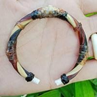 ราคา กำไลหางช้าง3สีหนา5mmหัวบัวงาช้าง ของแท้ นำไปใส่หัวเองจ้า เช่น หัวเงิน หรือชุปทองเงิน (21007660050)