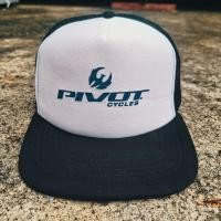 ราคา Pivot Cycles Original Trucker hat (20753264179)