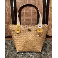 ราคา กระเป๋าสานกระจูด แต่งลายดอกไม้ สายหนัง PU ไม่มีซับใน ขนาดกะทัดรัด กรุณาพิจารณาขนาดก่อนสั่งซื้อ (13412254078)