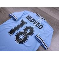 ราคา RETRO เสื้อฟุตบอลย้อนยุค Lazio Home ลาซิโอ้ เหย้า 1998 99 พร้อมเบอร์ชื่อ 18 NEDVED (20866457603)
