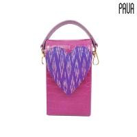 ราคา PAVA MINI HEART Thai Silk Handbag กระเป๋าถือ กระเป๋าสะพาย หนังสีชมพู ลายผ้าไหมสีม่วง สายคล้องสีชมพู สายหนังชมพู (21170683597)