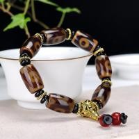 ราคา สร้อยข้อมือป้องกันปีแห่งความโชคดีของสัตว์ทิเบตสร้อยข้อมือลูกปัด Dzi แบบสามตาสร้อยข้อมือลูกปัดหินควอทซ์ Dzi สร้อยข้อมือหยกโมราสำหรับผู้ชายและผู้หญิงเครื่องประดับของขวัญเพื่อดึงดูดโชคดีและขับไล่ความชั่ว