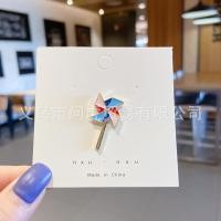 ราคา อุปกรณ์เสริมสำหรับเด็กผู้หญิงเข็มกลัดลายน่ารักการ์ตูนแสดงบุคลิกภาพตราสาวน้อยสดชื่น (20759020979)