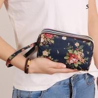 ราคา 1ชิ้นกระเป๋าใส่เหรียญสามชั้นมีซิปกระเป๋าใส่กุญแจกระเป๋าเก็บบัตรของกระเป๋าเงินสำหรับผู้หญิงกระเป๋าสตรีผ้าใบความจุขนาดใหญ่พิมพ์ลายกระเป๋าสตางค์ใบสั้นกระเป๋าโทรศัพท์ (18213587786)