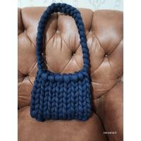 ราคา กระเป๋าถักไหมพรมกำมะหยี่ DIY ถักมือจากไหมพรมกำมะหยี่ (19440555699)