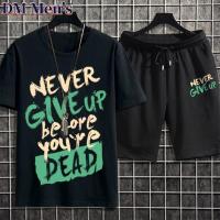 ราคา DM ชุดเสื้อผ้า2ชิ้นสำหรับผู้ชายขนาดใหญ่พิเศษเสื้อยืดแขนสั้นพิมพ์ลายตัวอักษรแฟชั่น5XL กางเกงขาสั้น5จุดเสื้อผ้าผู้ชาย2ชิ้น (18789202849)