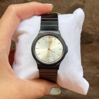 ราคา นาฬิกาผู้หญิง CS สายเรซิ่น สายยาง พร้อมกล่องแบรน (16859859942)