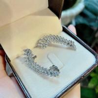 ราคา Titapa jewelry ต่างหูเพชรปีกนกทรงมาคีใส่เต็มใบหูดีไซน์สวยเก๋มากไม่เหมือนใครให้ลุคสาวมั่นเพชรขาววิ้งๆงดงามปราณีตละเอียดมากเพชรคัดทุกเม็ดน้ำ100เพชรสวยเล่นไฟระยิบระยับตัวเรือนมีน้ำหนักแข็งแรงใส่ได้ทุกวัน