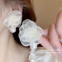 ราคา ต่างหูรูปหยดน้ำไหมพรมตาข่ายไข่มุกสีขาวสำหรับผู้หญิงใหม่2023ของขวัญสำหรับปาร์ตี้วันฤดูร้อนแนววินเทจสำหรับเด็กผู้หญิง (20577011774)