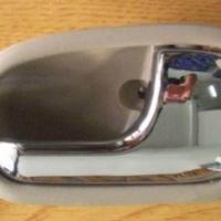 ราคา OEMไต้หวัน มือเปิดประตูด้านใน โครเมี่ยม ฟอร์ด เลเซอร์ เทียร่า มาสด้า323 FORD LESER TIERRA MAZDA323 PROTEGE ตี๋ใหญ่อะไหล่ (19066933445)