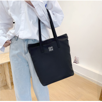 ราคา กระเป๋าสะพายข้างผ้าไนล่อน Modi ขนาดเล็ก (21136473713)