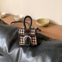 ราคา กระเป๋าผู้หญิงกระเป๋าทรงสี่เหลี่ยมขนาดเล็กฤดูใบไม้ร่วงและฤดูหนาวหัวเข็มขัดรูปเกือกม้า MODE Korea อเนกประสงค์กระเป๋าสะพายข้าง (20944334632)