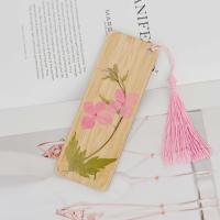 ราคา ที่คั่นหนังสือแบบไม้ ติดด้วยดอกไม้แห้งและร้อยพู่สีสันสวยงาม (21276662156)