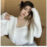 ราคา Grace Chili พร้อมส่ง ชุดเซ็ต2ชิ้น เสื้อคลุมขนมิ้ง เสื้อสายเดี่ยว ผ้าไหมพรมขนมิ้งนุ่มนิ่ม น่ารัก ฟรุ้งฟริ้ง F854 (21352200324)