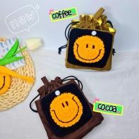 ราคา Smiley กระเป๋าหูรูดน่ารัก ขนาดพกพา ใส่ของได้เยอะ ผ้าแคนวาส มีช่องใส่ของ หน้า หลัง มีซับใน (19651295252)