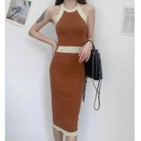 ราคา พร้อมส่ง เดรสกล้ามไหมพรมเว้าไหล่รัดรูป (19752918419)