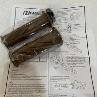 ราคา h2c ปลอกแฮนด์ ซ้าย ขวา สีน้ำตาล Honda super cub แท้จากศูนย์ ปลอกแฮนด์ ซ้ายขวาสีน้ำตาล HANDLE GRIP L R GROM CB150R (17030152036)