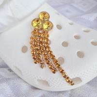 ราคา สายโซ่รองเท้าแตะ เครื่องประดับโลหะใหม่จี้รูปจระเข้ โลหะแบบทำมือ ไข่มุก หมุดย้ำ พังค์ เพชร อัญมณี โซ่ชุดรองเท้าเครื่องประดับ (20045649701)