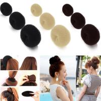 ราคา ที่คาดผมคริสมาสที่ละเอียดอ่อนขายดี3สี3ขนาดMagicเครื่องมือแฟชั่นของผู้หญิงQuick MessyทรงผมยางรัดผมBunรูปร่างโดนัทสไตล์โฟมฟองน้ำอุปกรณ์ทำผมStyler (4380702597)
