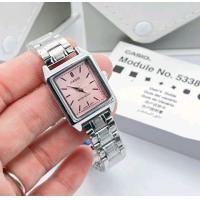 ราคา นาฬิกาcasio ข้อมือคาสิโอ้ หน้าปัดสี่เหลี่ยม สายเลท นาฬิกาที่ดูมีความเป็นตัวคุณด้วยดีไซค์เรียบหรู คุณสมบัติดูดีพร้อมกล่องฟรี (21034262529)