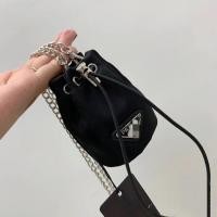 ราคา กระเป๋าทรงถังใบเล็ก กระเป๋าสะพายไหล่ผู้หญิงหนังน่ารักกระเป๋า ขนาด กว้าง14cm สูง12cm (21259684143)