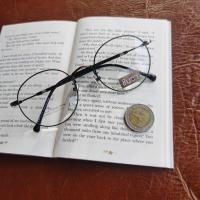 ราคา แว่นวินเทจ กรอบแว่นสายตา กรอบแว่นตา ชินตา รุ่น New Prim กรอบสีดำรมควัน ทรงกลมมน ใช้วัสดุคุณภาพดี เลนส์ใส รองรับการนำไปตัดเลนส์สายตา (15918446055)