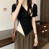 ราคา Cici 23187 เสื้อไหมพรมแขนสั้น คอวีสีทูโทนดีเทลไขว้หน้าให้ดู เอวS สวยเรียบหรู เริศ (16059153561)