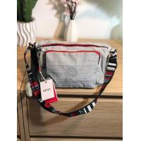 ราคา กระเป๋าสะพายทรงสวย รุ่นยอดนิยมเลยค่ะ Kipling Reth งานแบรนด์แท้ (692468966)
