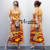 ราคา 2638 MondLune ชุดเดรสคอกลม แขนสั้น ไหล่สโลฟ ลายสิงโตหน้าหลัง ผ้าไหมอิตาลี100D พิมพ์ลาย มีเชือก ผ่าข้าง ผ้าเย็น ใส่สบาย (17623957252)