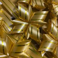 ราคา พร้อมส่ง เหรียญโปรยทาน ริบบิ้นโปรยทาน ดอกพิกุล 50 ดอก ใส่เหรียญแล้ว (19824755158)