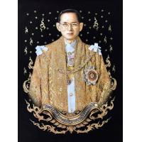 ราคา รัชกาลที9 ของบูชา มงคลผ้ากำมะหยีอย่างดี สินค้ามีลิขสิทธิ์ห้ามลอกเลียนแบบ สำหรับนำไปใส่กรอบรูป ขนาดภาพ 18x24 นิ้ว (383693026)
