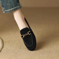 ราคา รองเท้าส้นสูงของผู้หญิงส้นสูง2ซม รองเท้าสตรีแบบอังกฤษสไตล์วินเทจฤดูใบไม้ร่วงและฤดูหนาว2023รองเท้าหนังแท้สไตล์ใหม่ส้นแบนสตรีอเนกประสงค์ (21254664810)