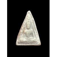 ราคา พระนางพญา หลังยันต์สาริกา หลวงปู่เผือก วัดกิ่งแก้ว ปี 2502 เนื้อผงข้างตะเข็บ สวย ผิวหิ้ง แท้รับประกัน 4646 (20721342949)