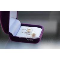 ราคา ต่างหูไข่มุกแท้ เรียบหรู ตัวเรือนชุปเงิน 925 ประดับด้วยเพชร CZ (762110156)