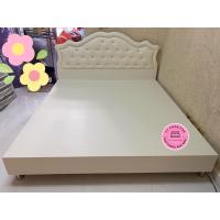 ราคา เตียงนอน6ฟุต เตียงดีไซน์สวยหรูคุณภาพดี สินค้าตรงปก (14679325887)