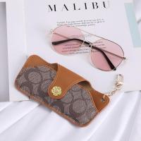 ราคา กล่องใส่แว่นตาหนัง PU กล่องใส่แว่นตาแฟชั่นกล่องเก็บแว่นตากล่องเก็บแว่นตาอ่านหนังสือกรอบแว่นตาสำหรับผู้ชายผู้หญิงกระเป๋าแว่นตา (20026712528)