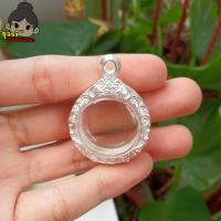 ราคา กรอบพระเงินผสม กรอบพระใส่เหรียญกลม ใส่เหรียญกลมขนาดเท่าเหรียญห้า กว้าง2 3 สูง2 3ซม ขนาดจอกระจก (20946647033)