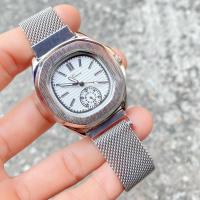 ราคา นาฬิกา ผู้หญิง Geneva เจนีวาแบรนด์ แท้ สไตล์ MK ปาเต๊ะสายเเม่เหล็ก มีหลายสีหลายเเบบให้เลือก (18266164469)