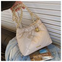 ราคา กระเป๋าสะพายข้างผู้หญิง หนังนิ่มPUใส่สะพายกึ่งหนังกึ่งโซ่นะคะ หนังนุ่มมาก (21116558716)